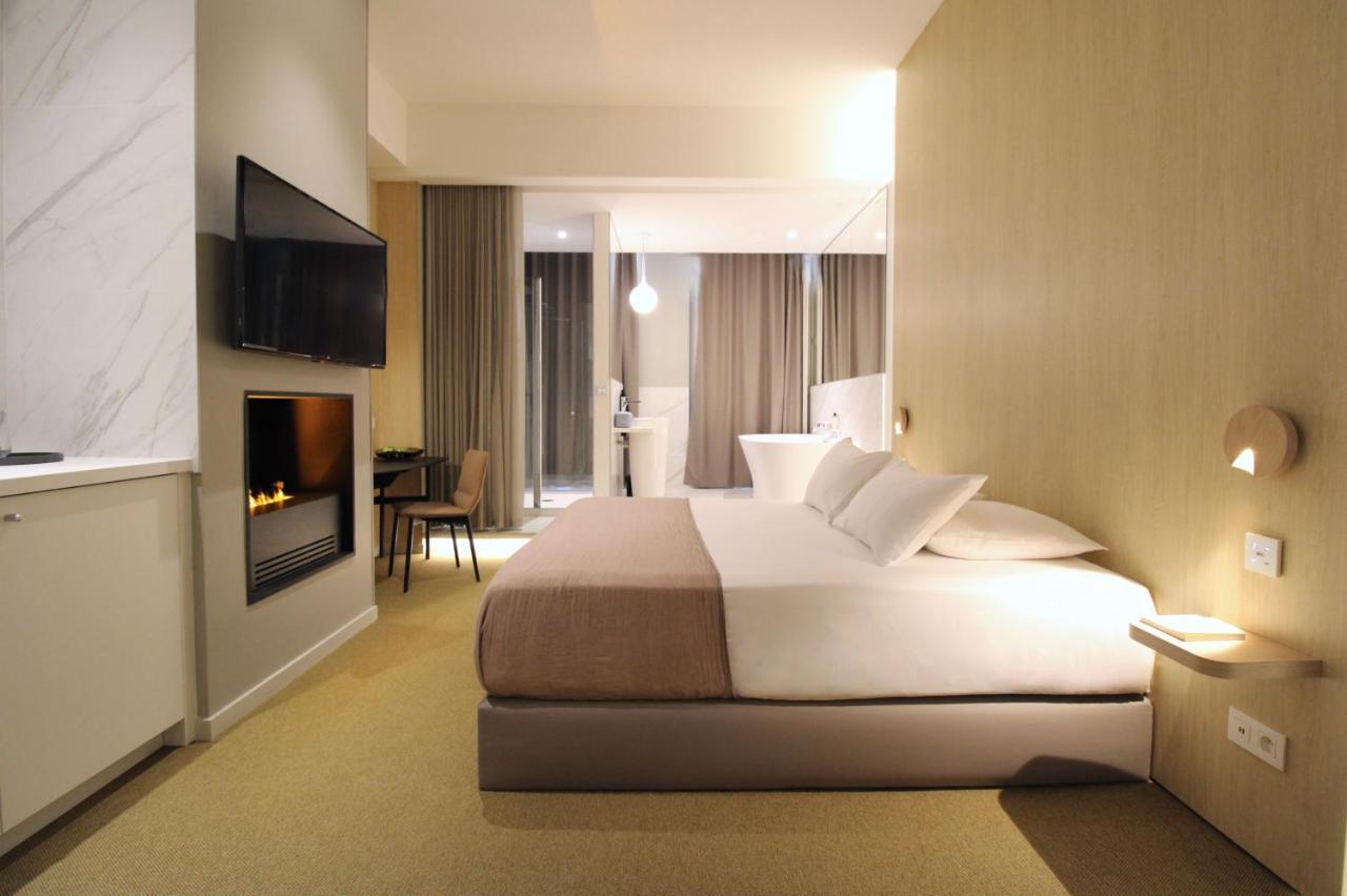 Mihotel Sala Лион Экстерьер фото