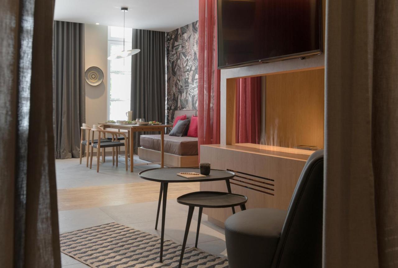 Mihotel Sala Лион Экстерьер фото