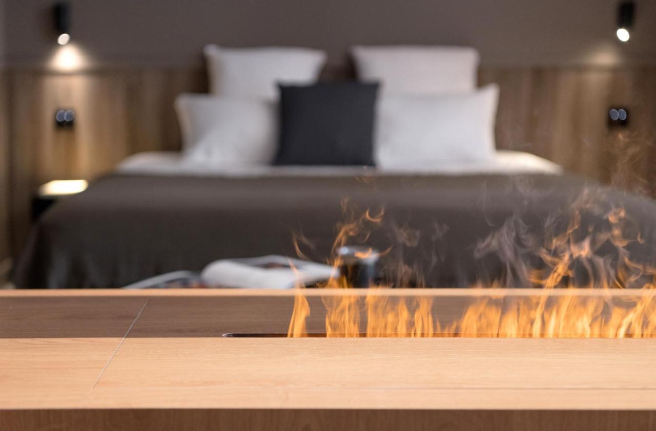 Mihotel Sala Лион Экстерьер фото