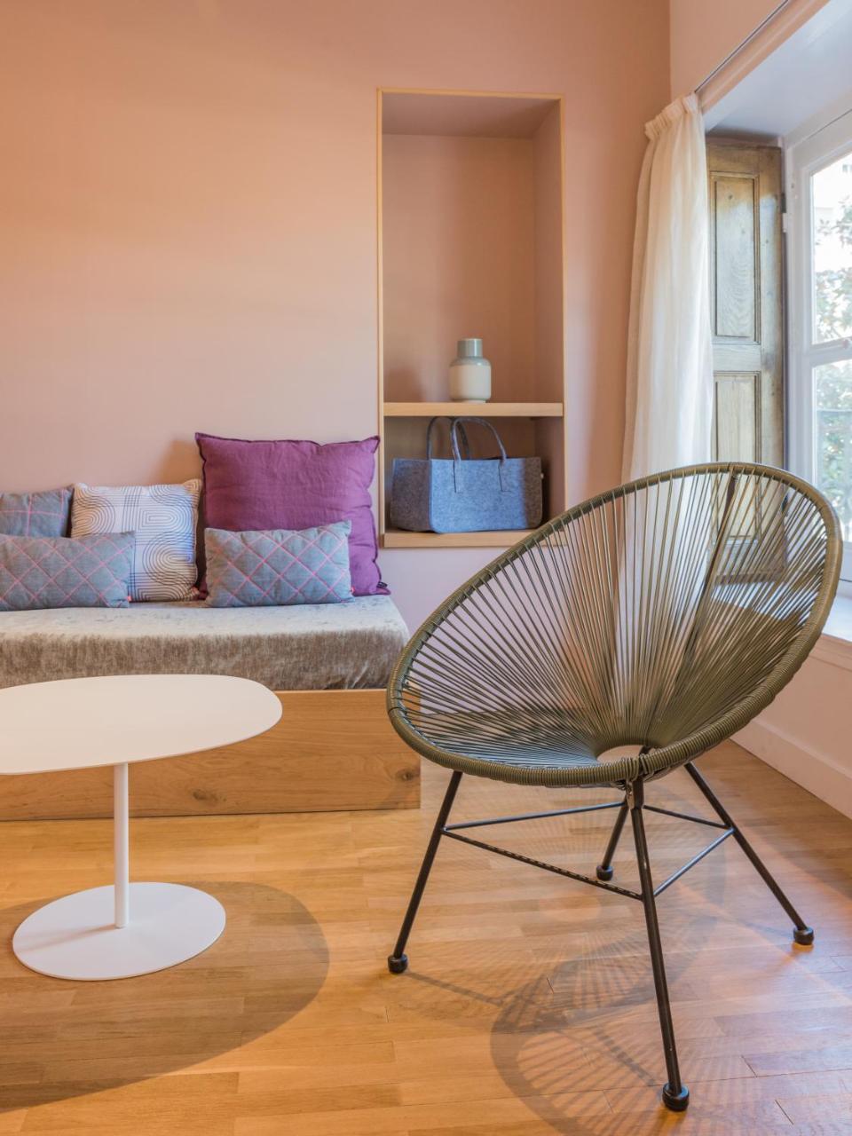 Mihotel Sala Лион Экстерьер фото